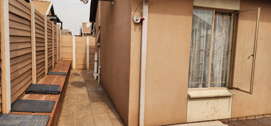 3 Bedroom Property for Sale in Sky City Gauteng