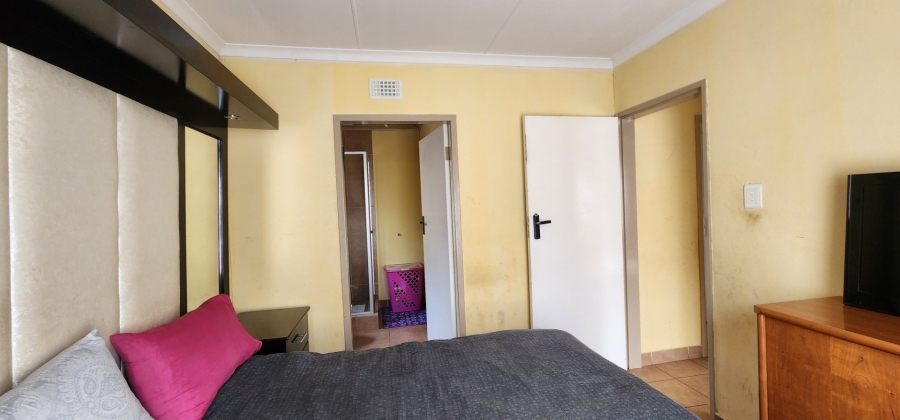 3 Bedroom Property for Sale in Sky City Gauteng