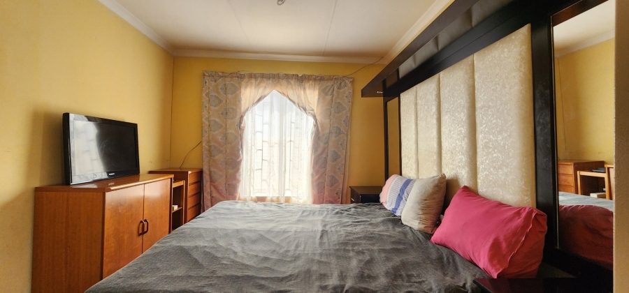 3 Bedroom Property for Sale in Sky City Gauteng