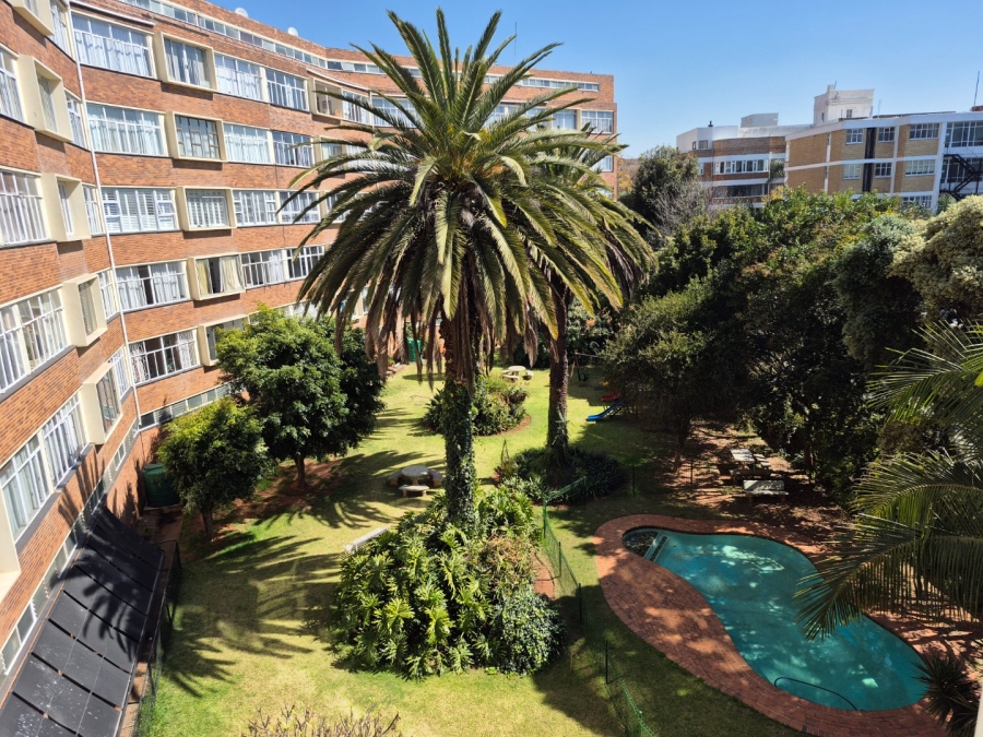 To Let 3 Bedroom Property for Rent in Killarney Gauteng