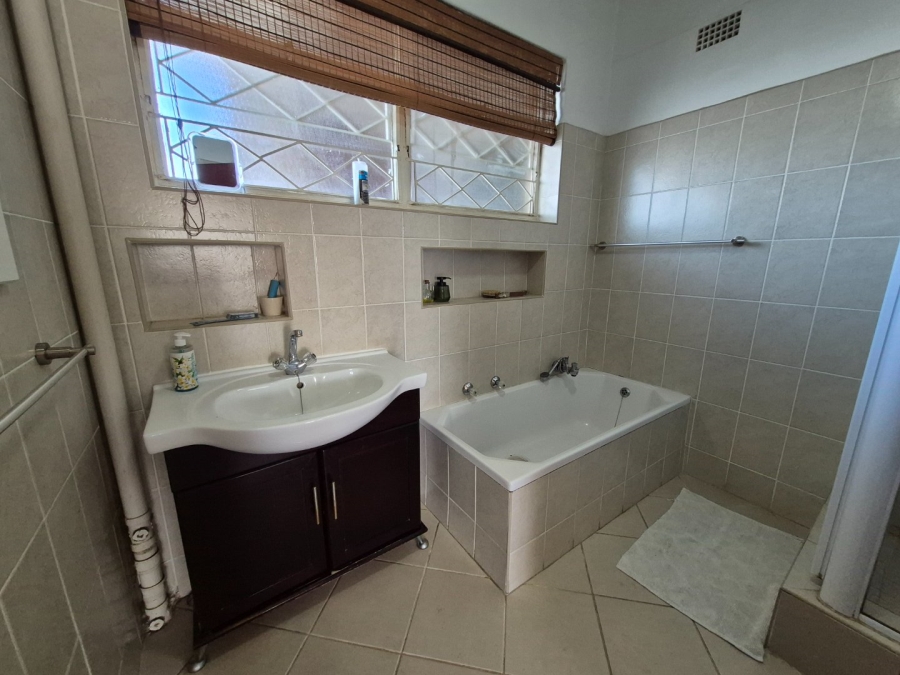 To Let 3 Bedroom Property for Rent in Killarney Gauteng