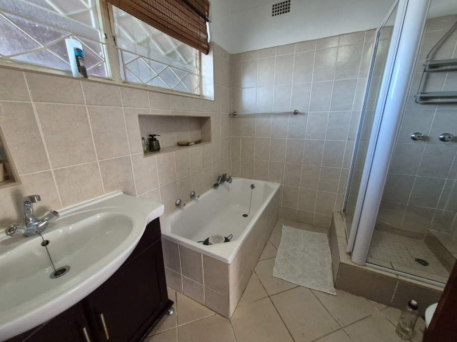 To Let 3 Bedroom Property for Rent in Killarney Gauteng