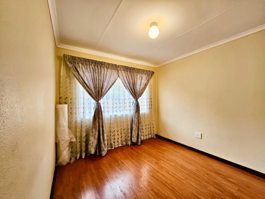 To Let 3 Bedroom Property for Rent in Terenure Gauteng
