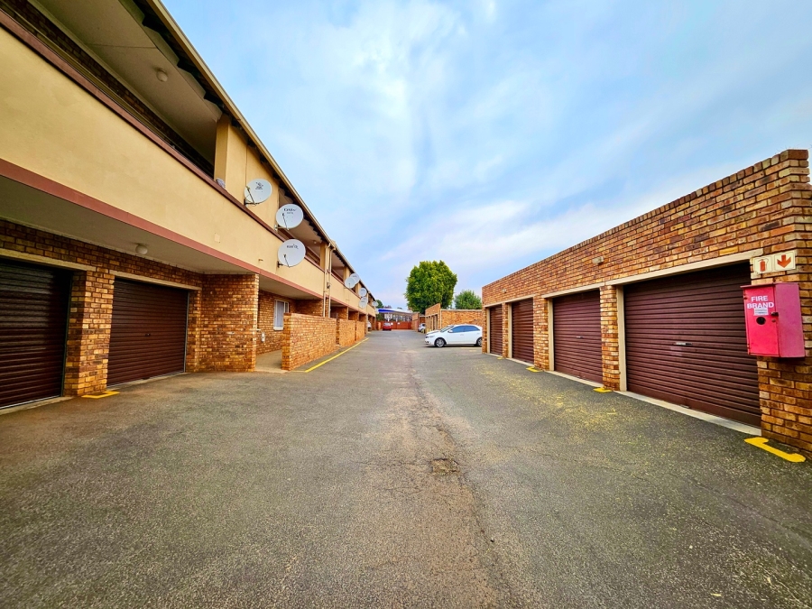 To Let 3 Bedroom Property for Rent in Terenure Gauteng