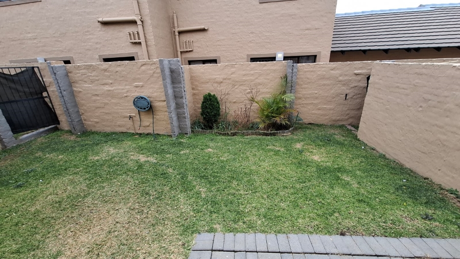 2 Bedroom Property for Sale in Summerset Gauteng