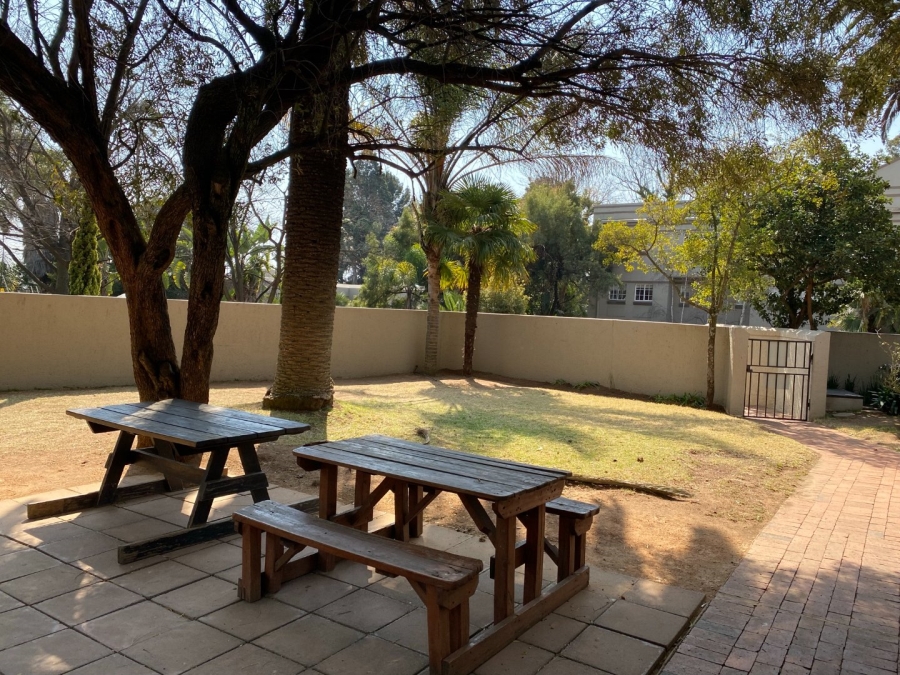 To Let 1 Bedroom Property for Rent in Morningside Gauteng