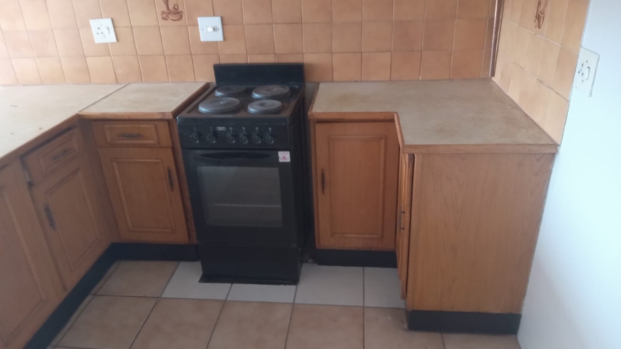 To Let 2 Bedroom Property for Rent in Pretoria Central Gauteng