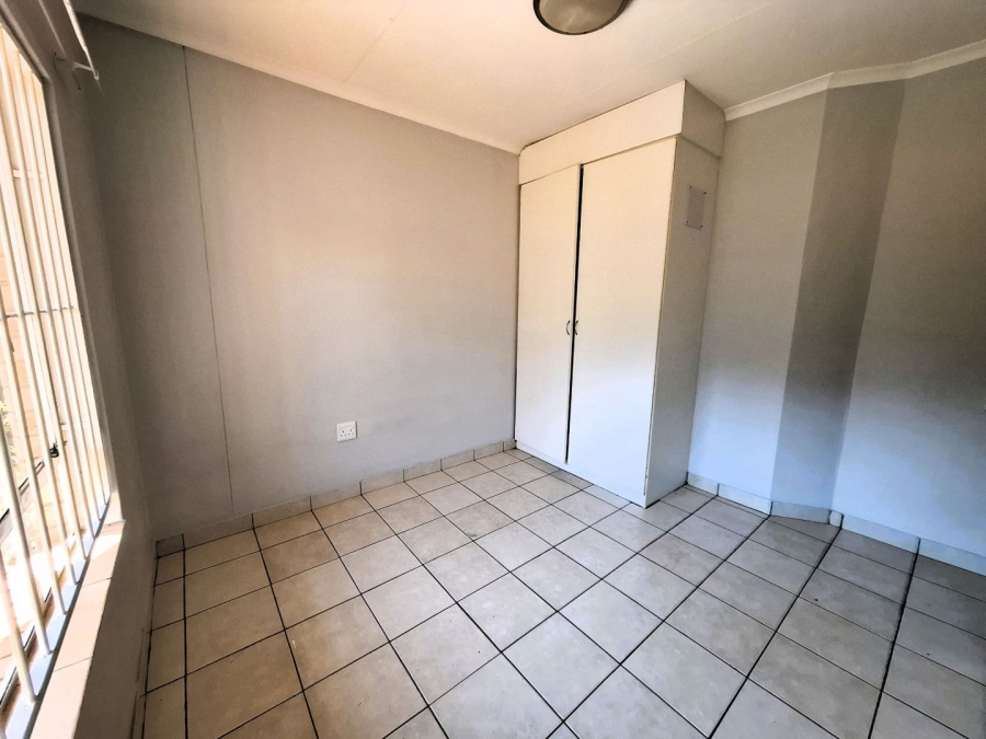 To Let 3 Bedroom Property for Rent in Die Wilgers Gauteng