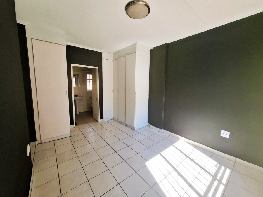 To Let 3 Bedroom Property for Rent in Die Wilgers Gauteng