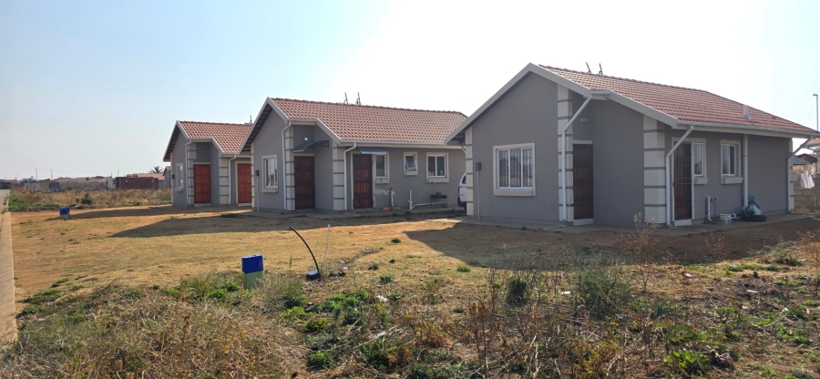 3 Bedroom Property for Sale in Buhle Park Gauteng