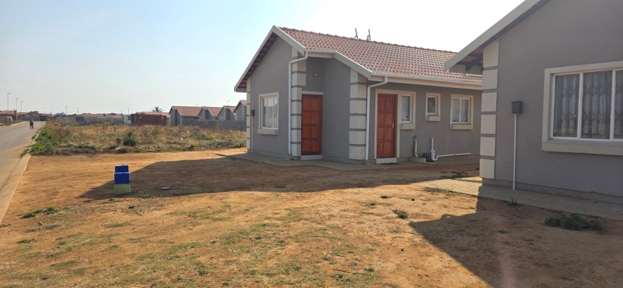 3 Bedroom Property for Sale in Buhle Park Gauteng
