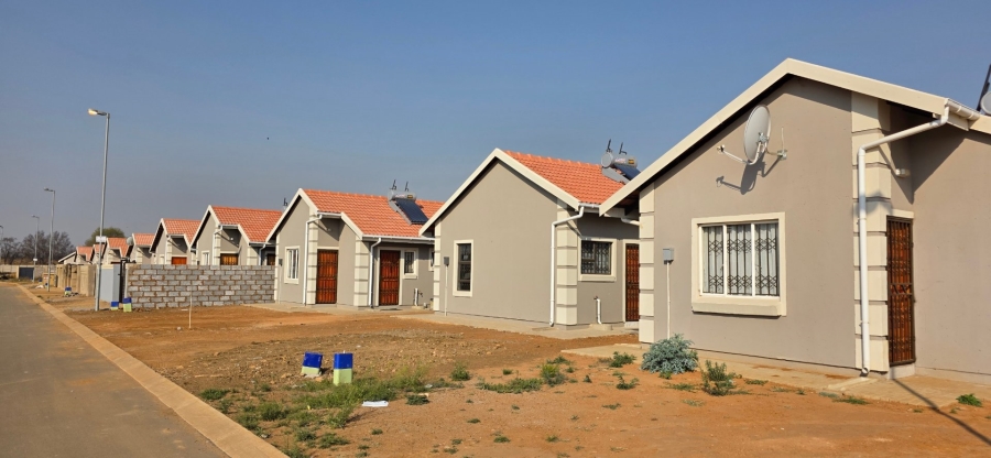 3 Bedroom Property for Sale in Buhle Park Gauteng