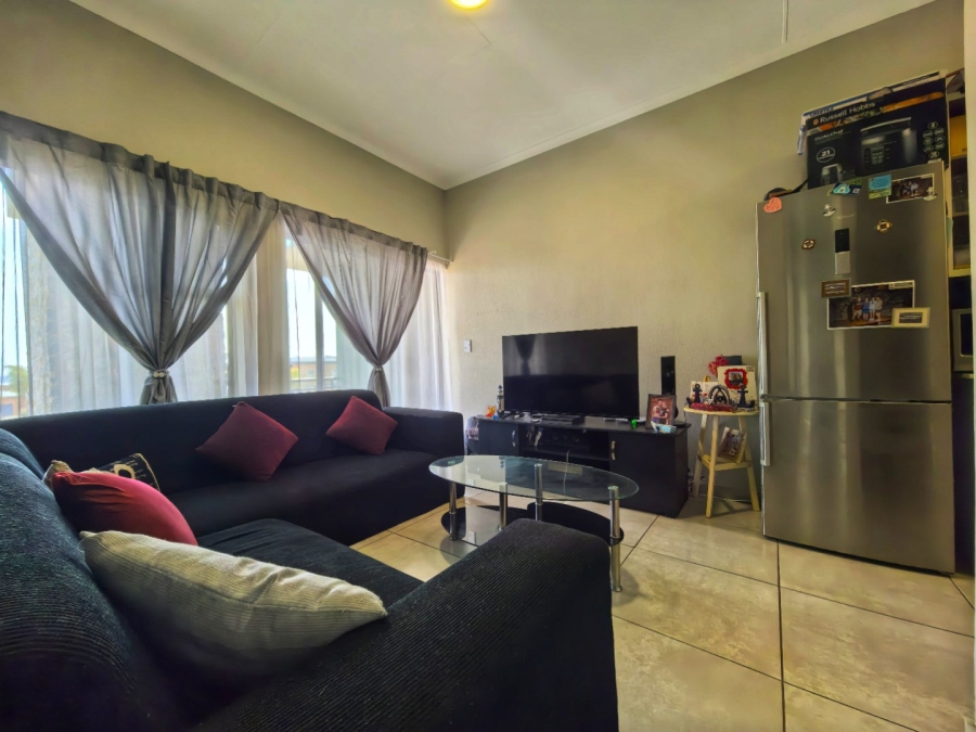 2 Bedroom Property for Sale in Glen Marais Gauteng
