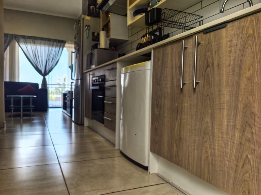 2 Bedroom Property for Sale in Glen Marais Gauteng