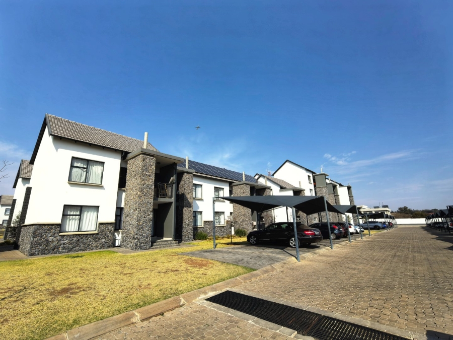2 Bedroom Property for Sale in Glen Marais Gauteng