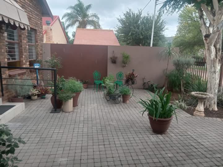 4 Bedroom Property for Sale in Parktown Estate Gauteng