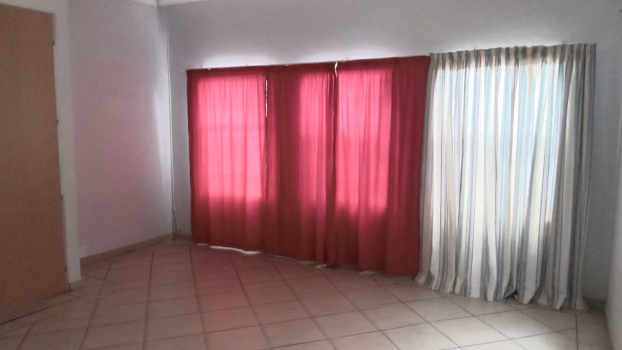 4 Bedroom Property for Sale in Parktown Estate Gauteng