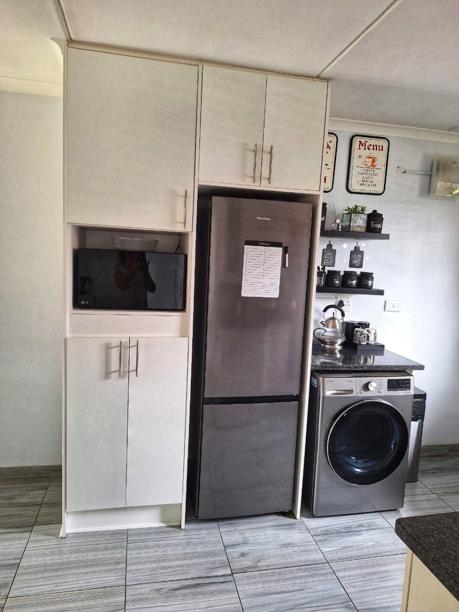 2 Bedroom Property for Sale in Beyers Park Gauteng