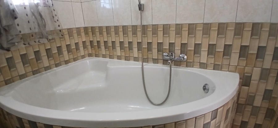 5 Bedroom Property for Sale in Heuweloord Gauteng