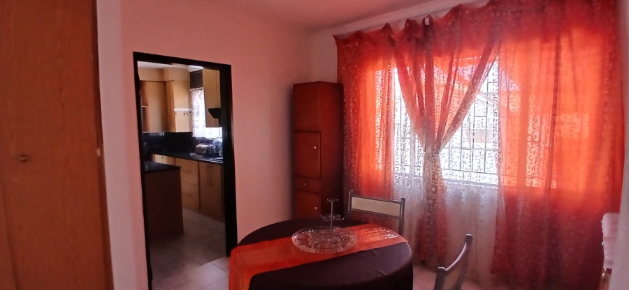 5 Bedroom Property for Sale in Heuweloord Gauteng