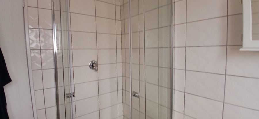 5 Bedroom Property for Sale in Heuweloord Gauteng