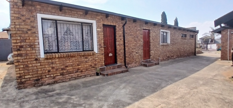 5 Bedroom Property for Sale in Heuweloord Gauteng