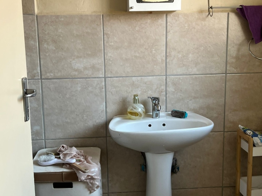 2 Bedroom Property for Sale in Annlin Gauteng