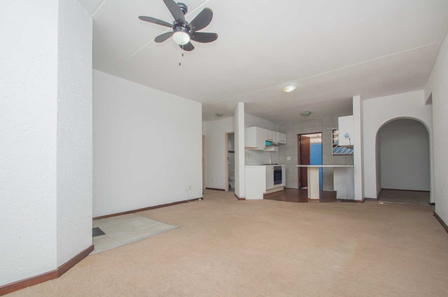 To Let 2 Bedroom Property for Rent in Northwold Gauteng