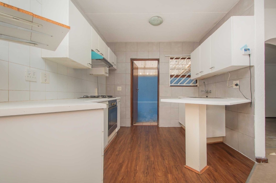 To Let 2 Bedroom Property for Rent in Northwold Gauteng