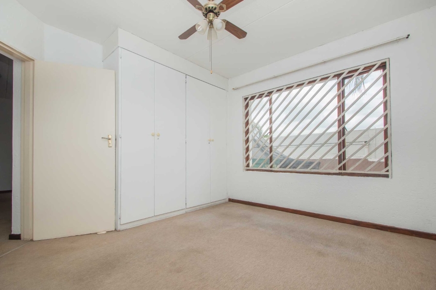 To Let 2 Bedroom Property for Rent in Northwold Gauteng