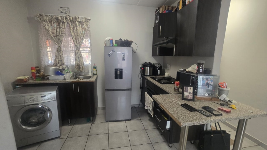 2 Bedroom Property for Sale in Fairlead Gauteng