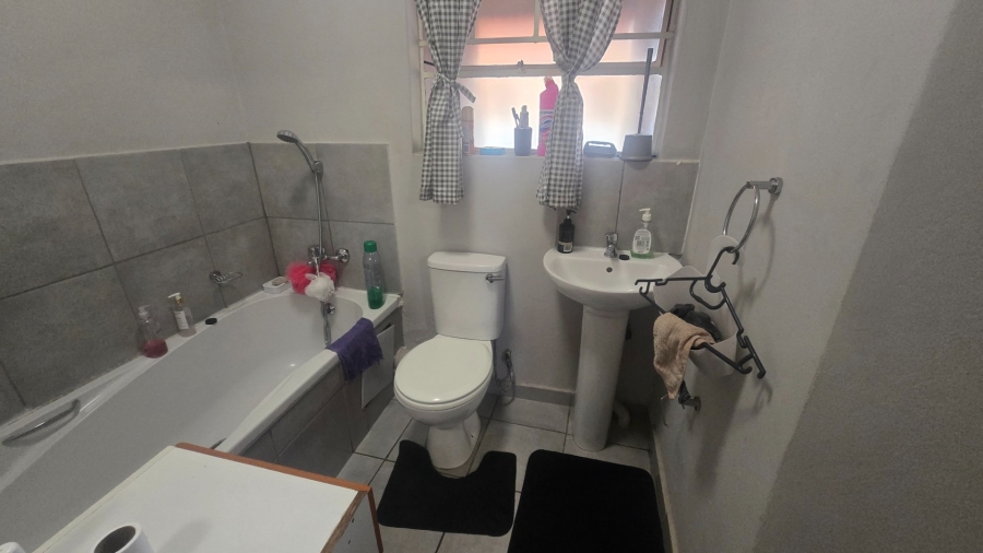 2 Bedroom Property for Sale in Fairlead Gauteng