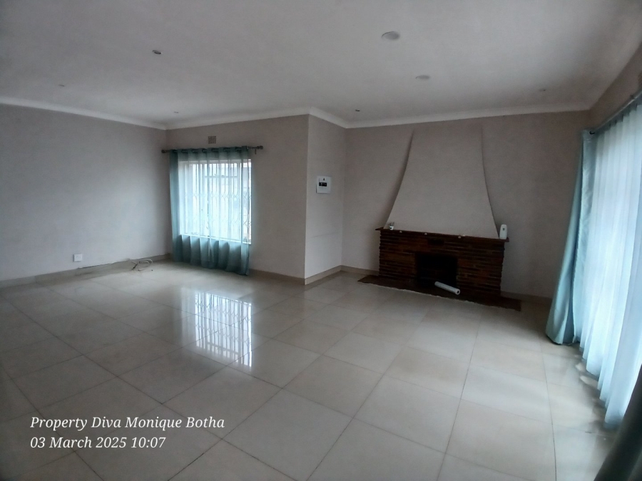 3 Bedroom Property for Sale in Dawnview Gauteng
