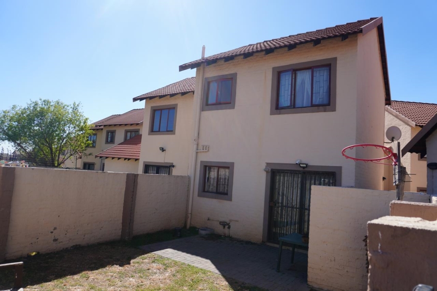 2 Bedroom Property for Sale in Summerset Gauteng