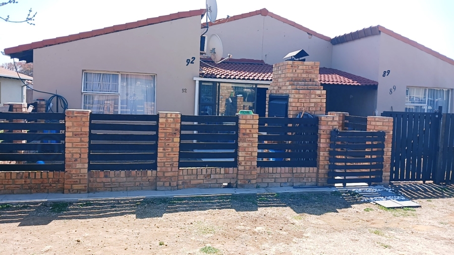 2 Bedroom Property for Sale in Elspark Gauteng