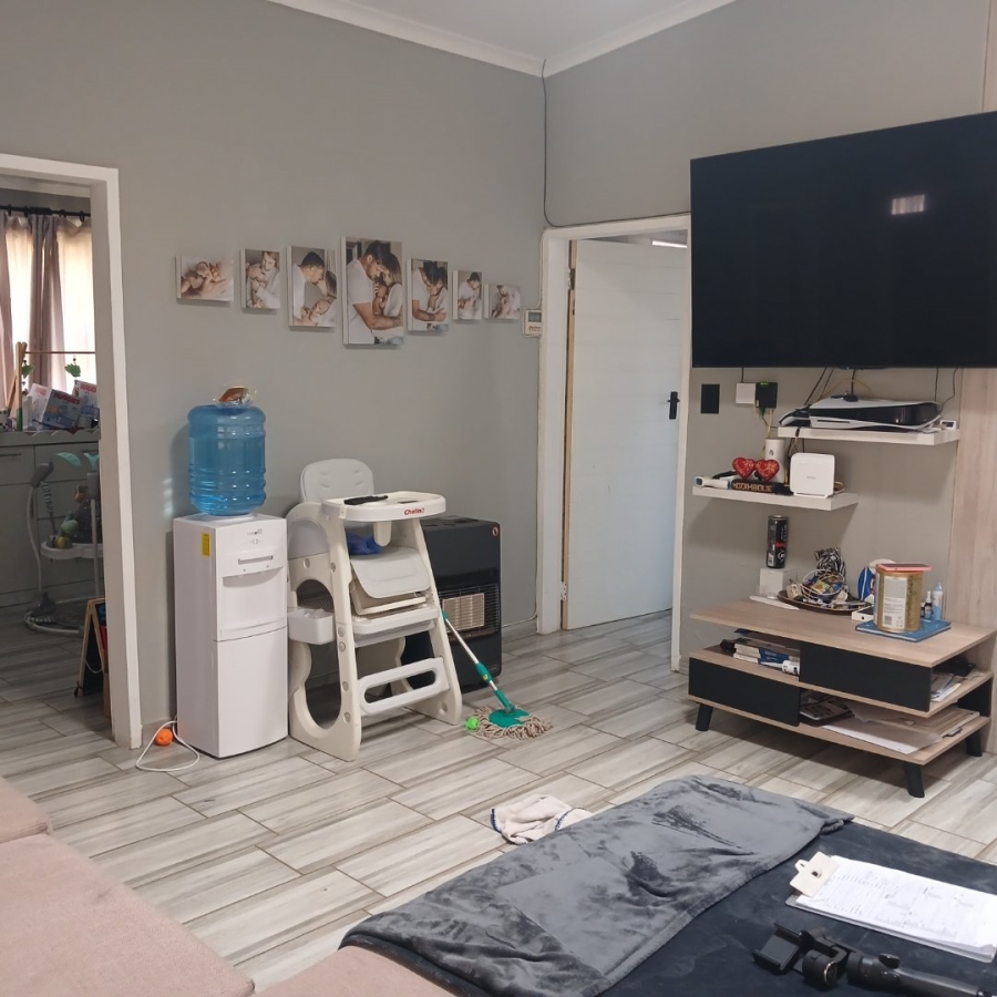 2 Bedroom Property for Sale in Elspark Gauteng