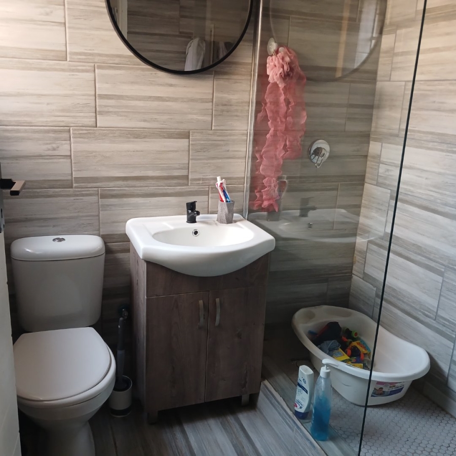2 Bedroom Property for Sale in Elspark Gauteng