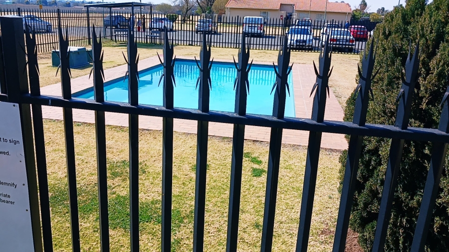 2 Bedroom Property for Sale in Elspark Gauteng