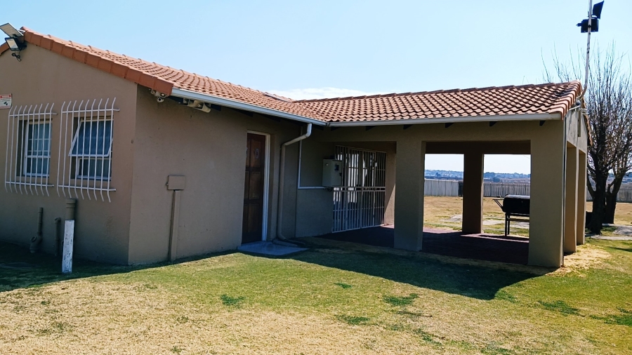 2 Bedroom Property for Sale in Elspark Gauteng