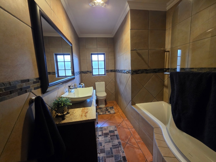 3 Bedroom Property for Sale in Vanderbijlpark SE 4 Gauteng