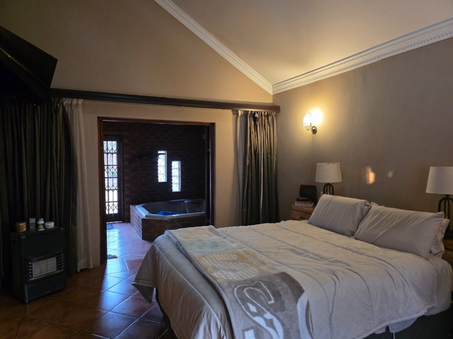 3 Bedroom Property for Sale in Vanderbijlpark SE 4 Gauteng