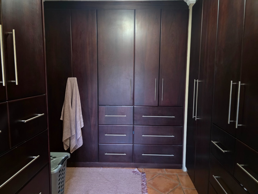 3 Bedroom Property for Sale in Vanderbijlpark SE 4 Gauteng