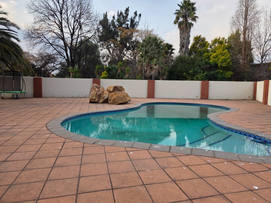 5 Bedroom Property for Sale in Vanderbijlpark SW 5 Gauteng