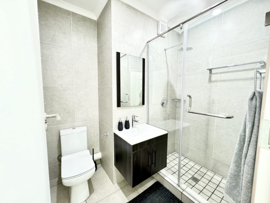 1 Bedroom Property for Sale in Greenstone Hill Gauteng