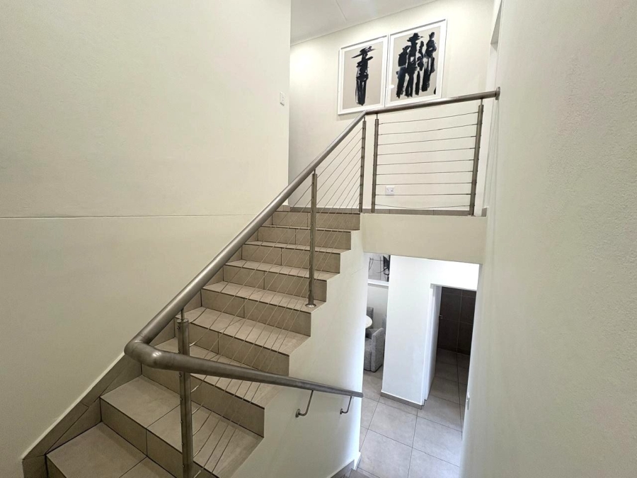 3 Bedroom Property for Sale in Greenstone Ridge Gauteng