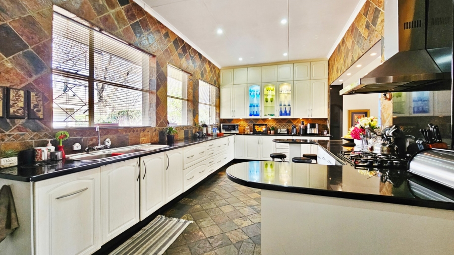 3 Bedroom Property for Sale in Meyerton Central Gauteng