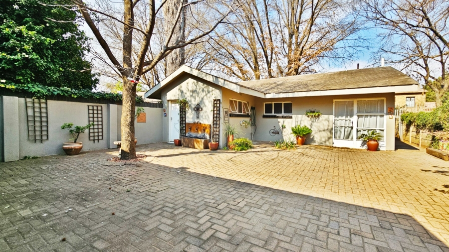 3 Bedroom Property for Sale in Meyerton Central Gauteng
