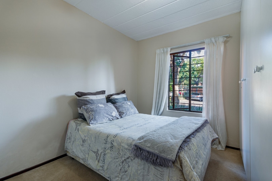 2 Bedroom Property for Sale in Sunninghill Gauteng