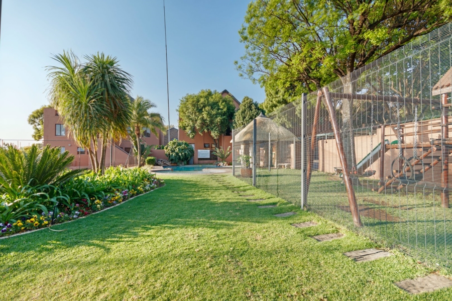 2 Bedroom Property for Sale in Sunninghill Gauteng