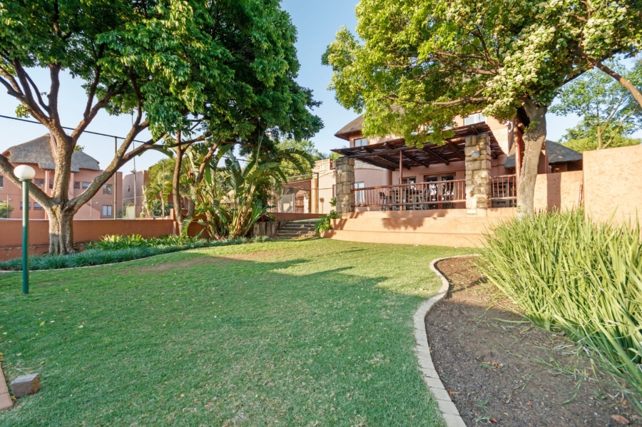 2 Bedroom Property for Sale in Sunninghill Gauteng